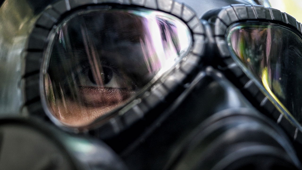 La Fin d'un monde backdrop