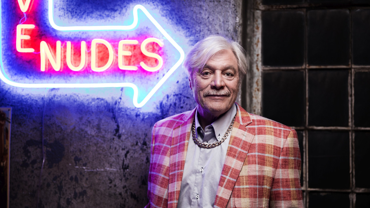 Inspektor Max backdrop