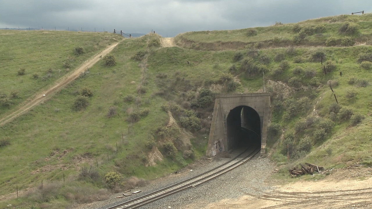 From Bakersfield to Mojave backdrop