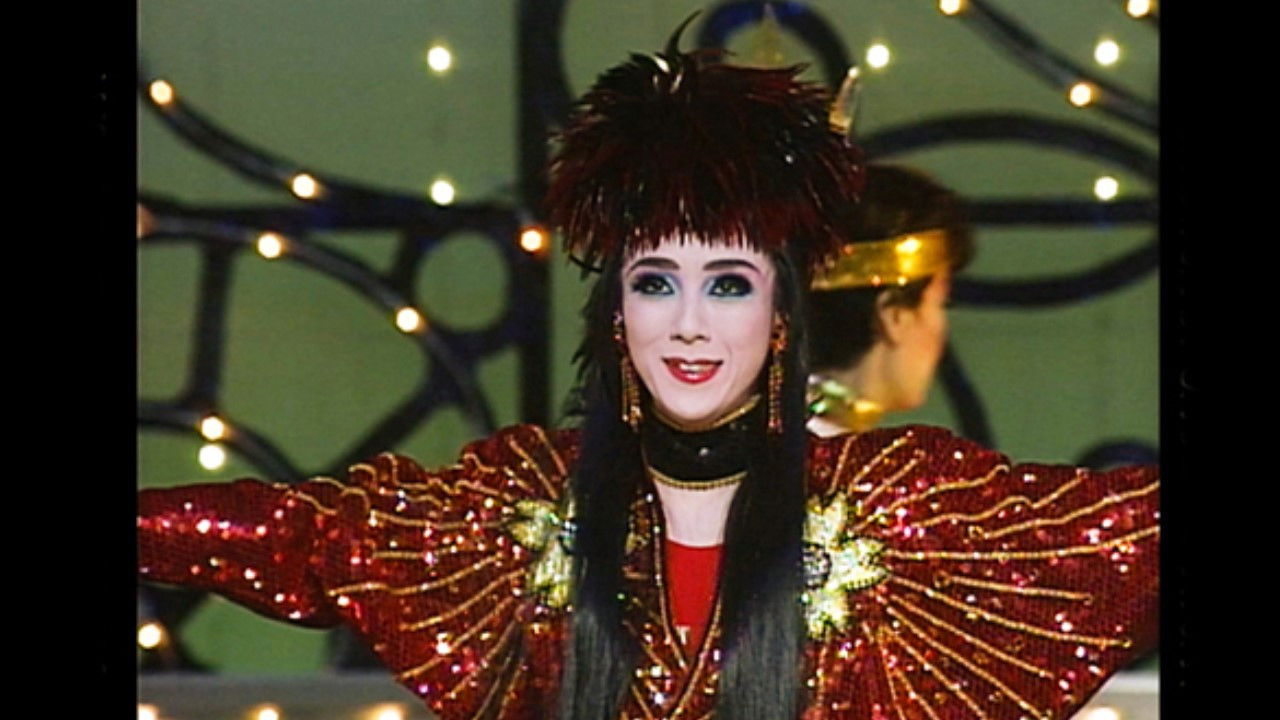 Dreamy Fragrance backdrop