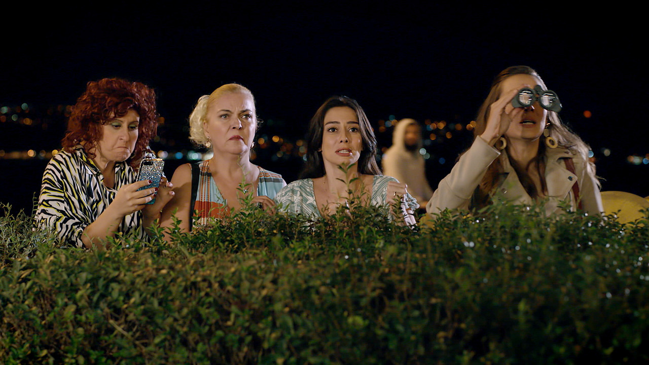 Can't Be True backdrop