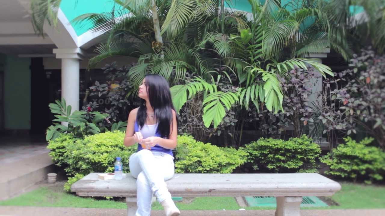 Algo en Común backdrop