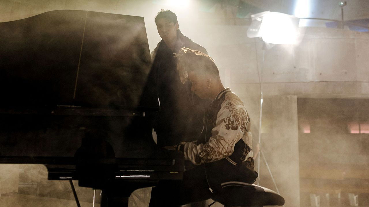 Déambulations : Georgio à la Cité Le Corbusier backdrop