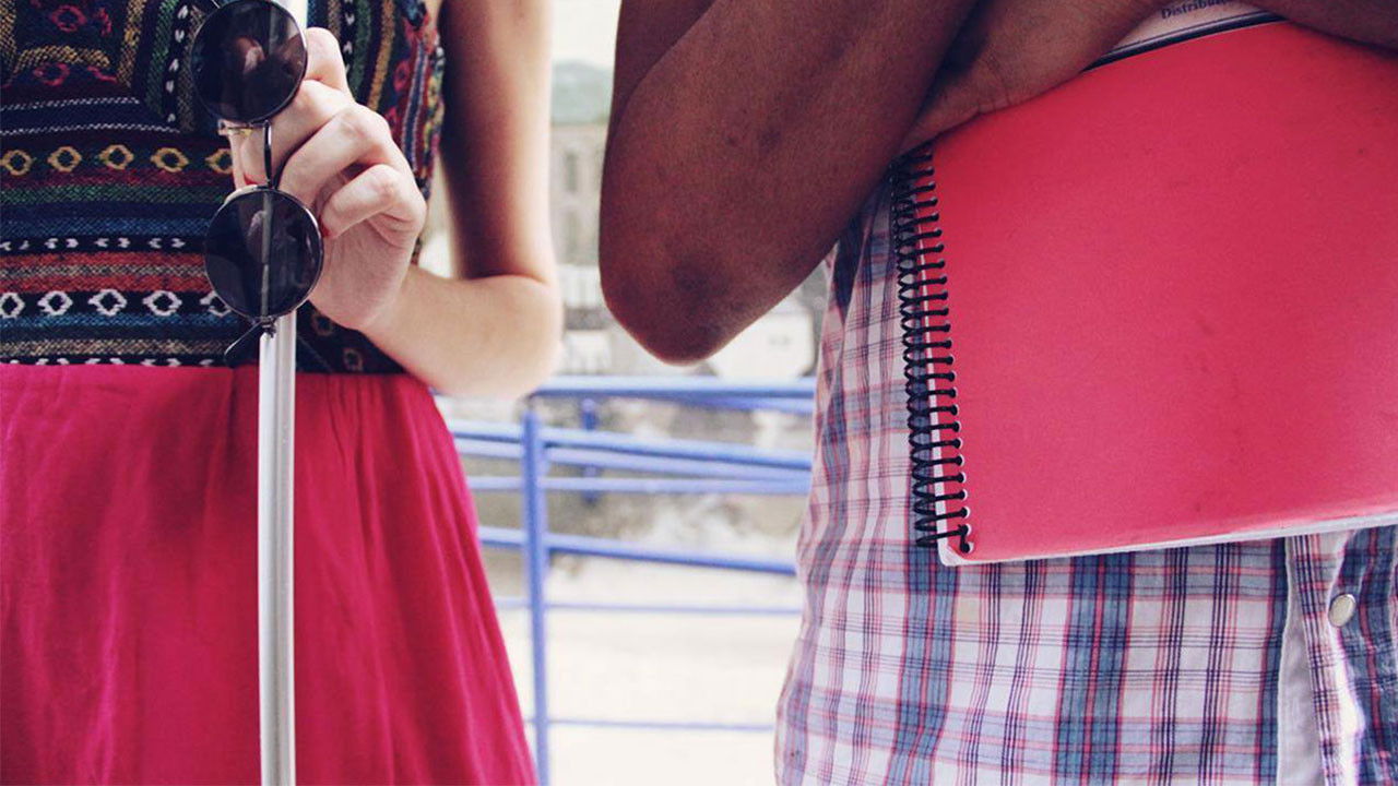 À Primeira Vista backdrop