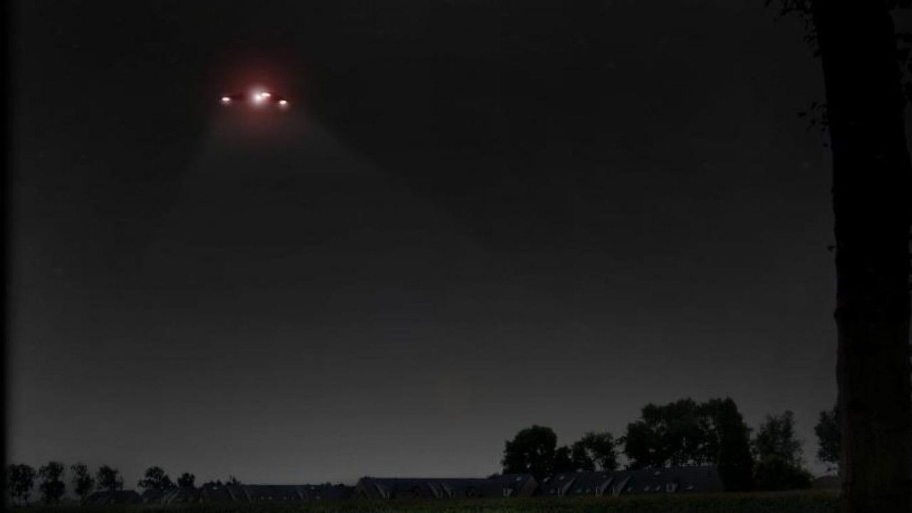 Ovnis, Quand l'armée enquête backdrop