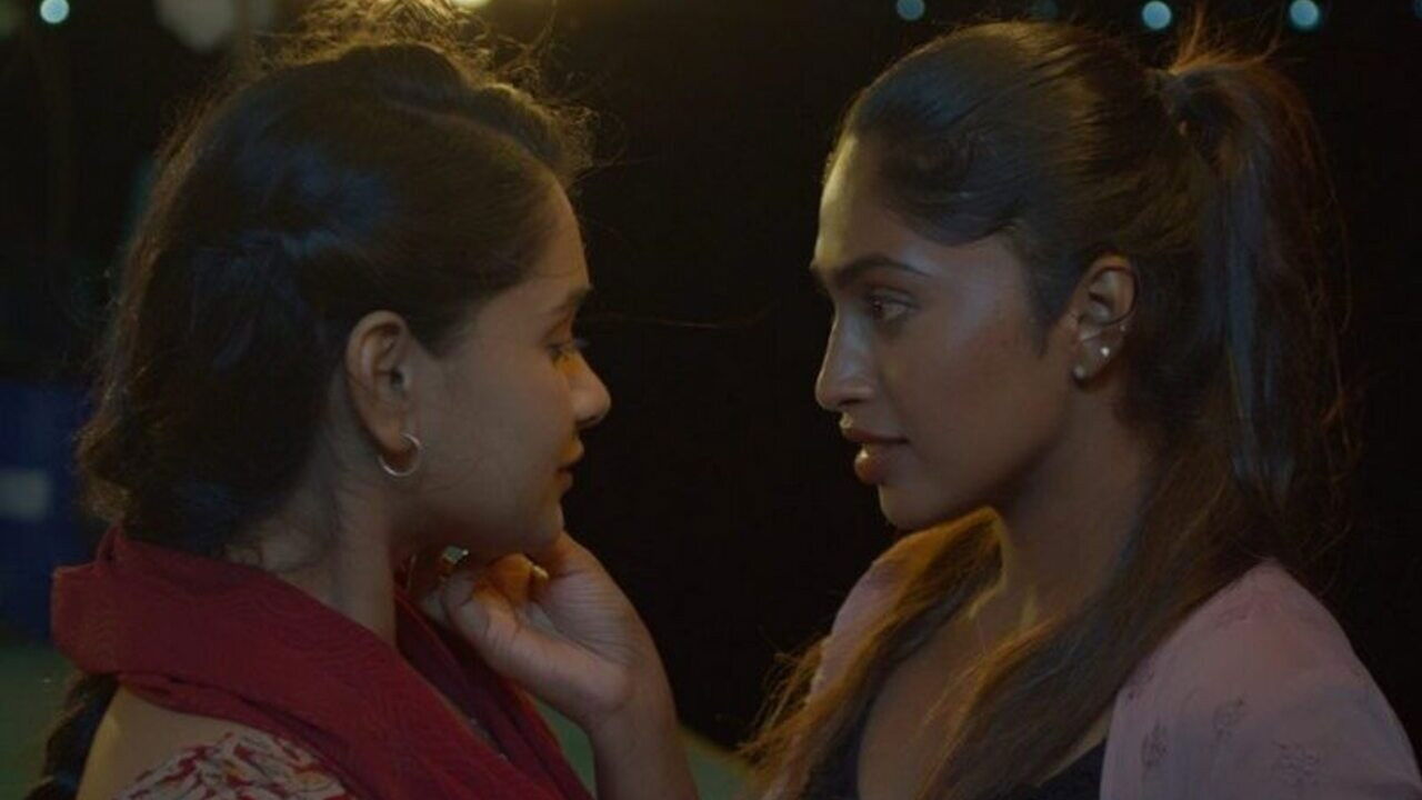 Vaazhvu Thodangumidam Neethanae backdrop