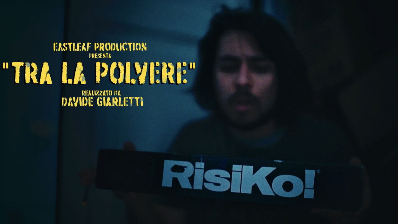 Tra La Polvere backdrop