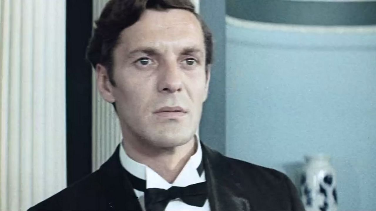 Spanish Version backdrop