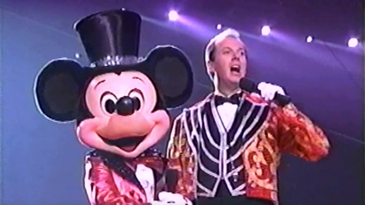 Mickey's Fun Songs: Let's Go to the Circus! backdrop