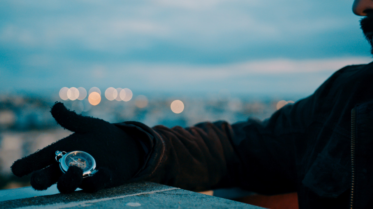 Predictable backdrop