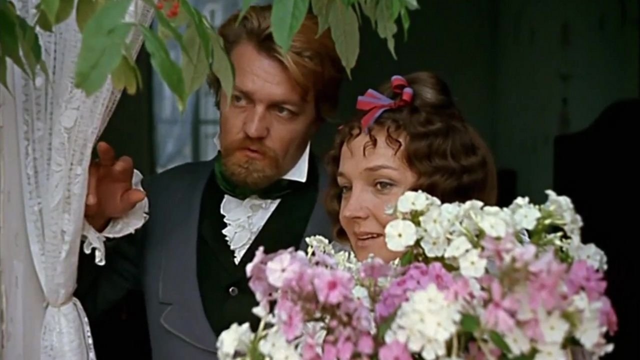 A Nest of Gentry backdrop