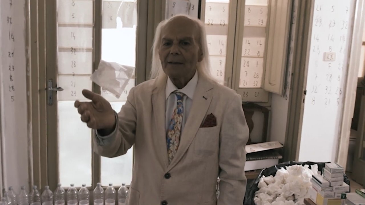 Bravo Bene! backdrop