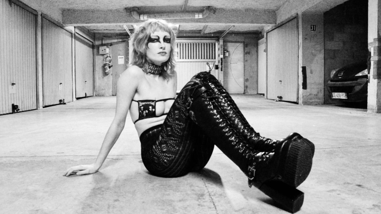 Damned on the run backdrop