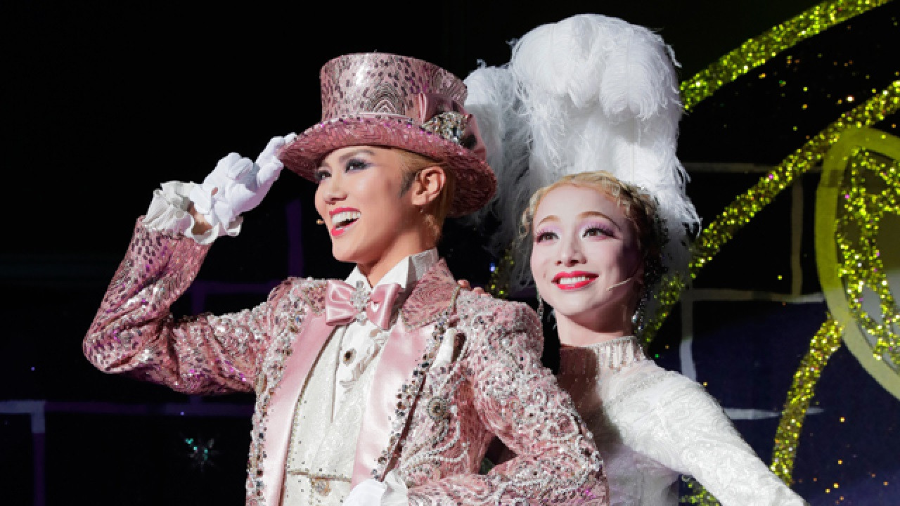 A Dream in Lilac / Jewel de Paris!! backdrop