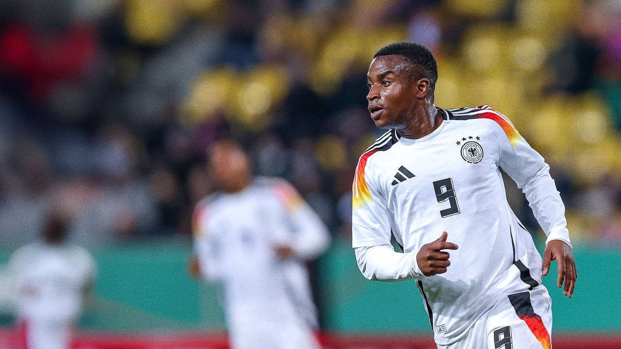 Das Millionengeschäft mit den Fußball-Talenten - Tricksen, Schummeln, Täuschen backdrop