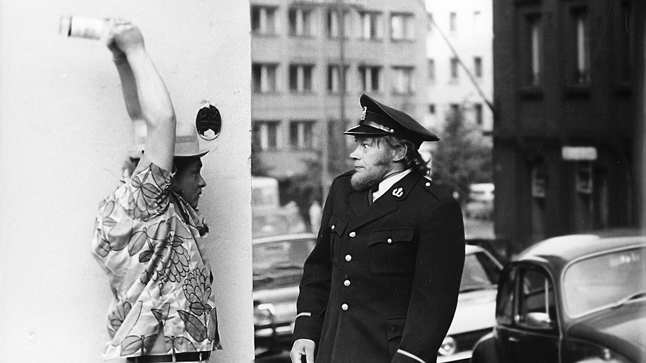 Viu-hah hah-taja backdrop