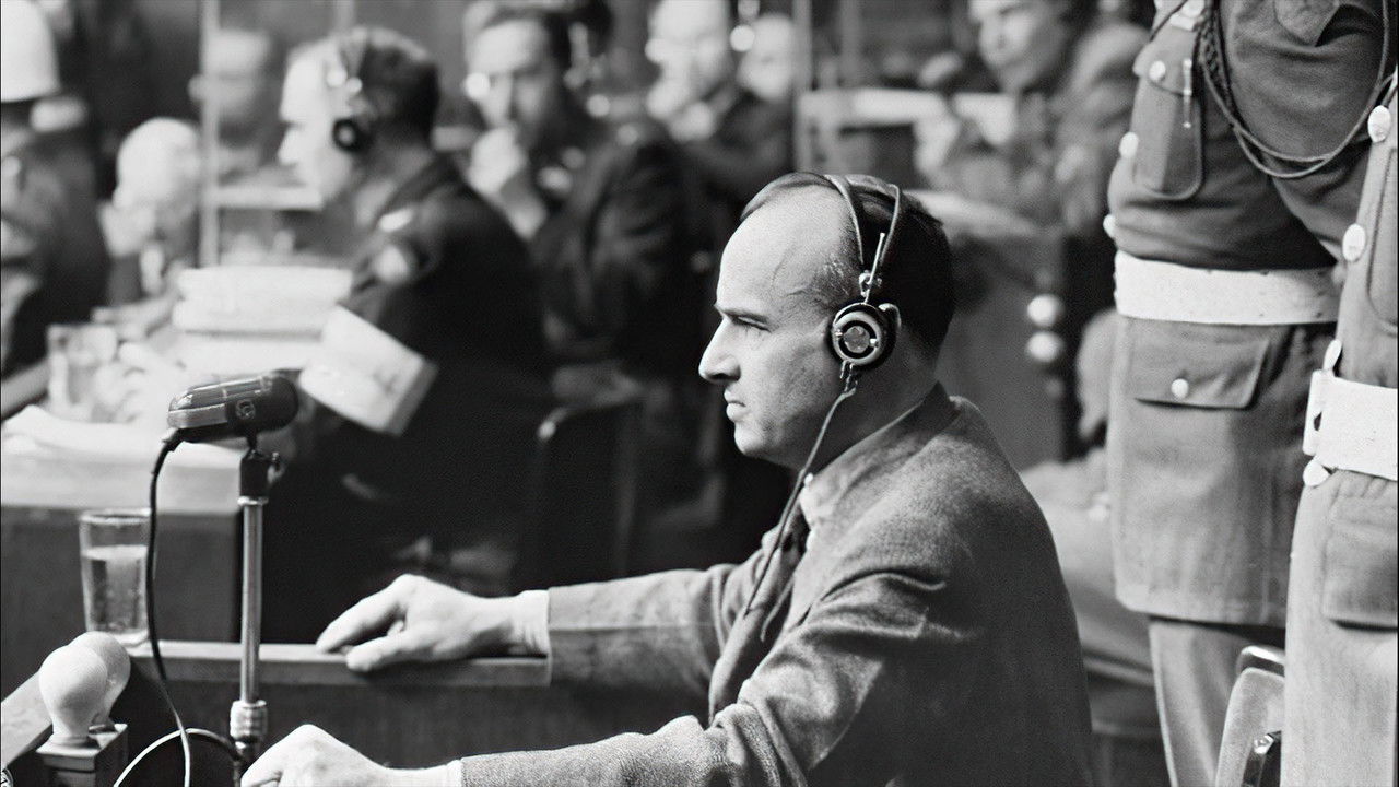 Les Carnets secrets de Nuremberg backdrop