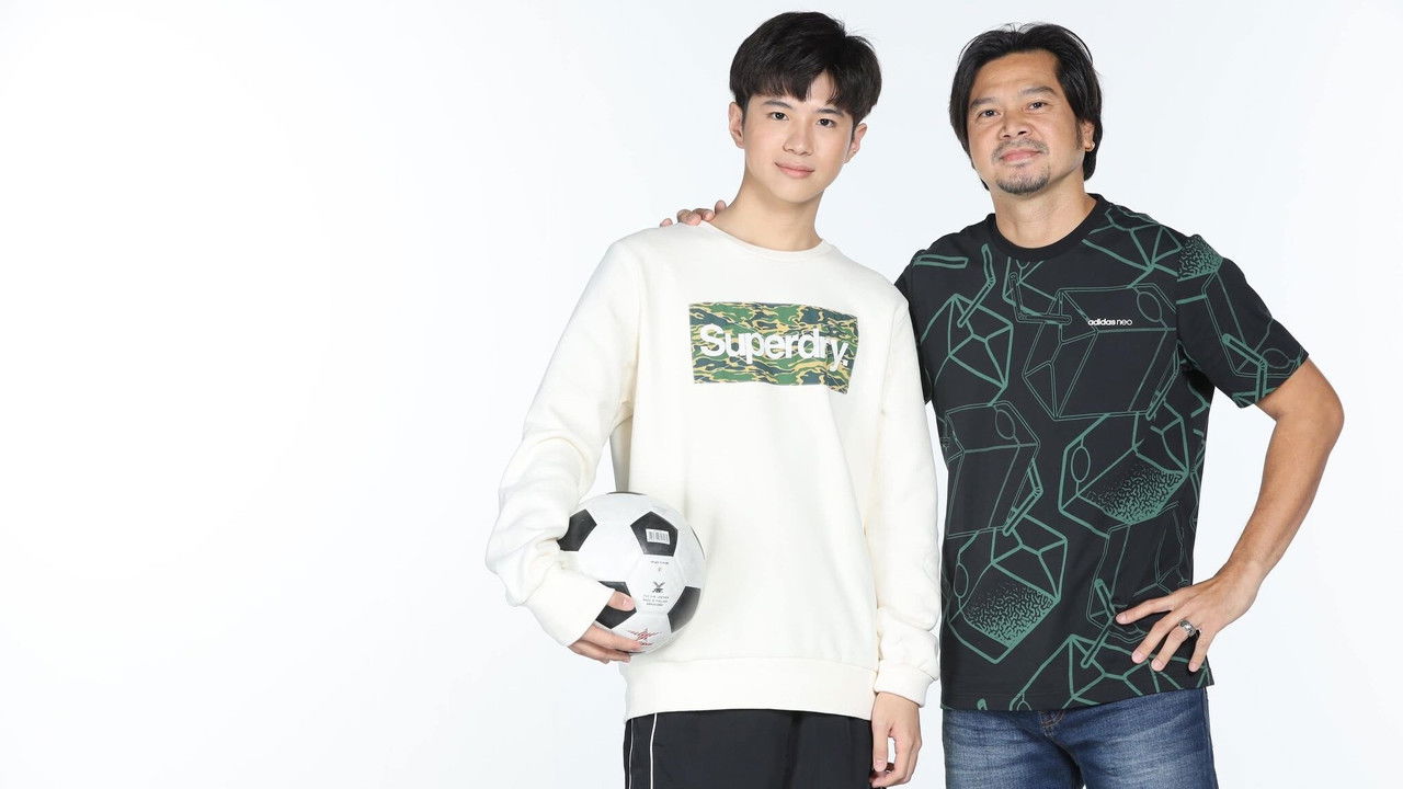 From Zero to Hero backdrop