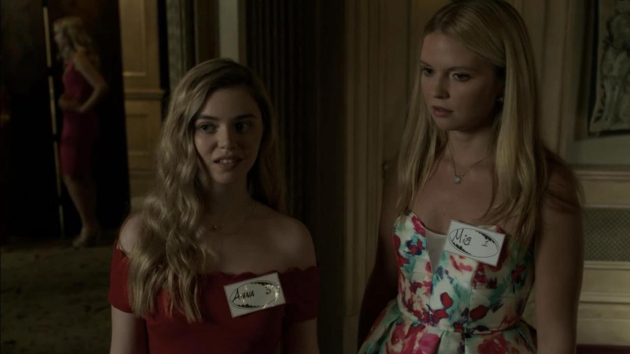 Deadly Debutante backdrop