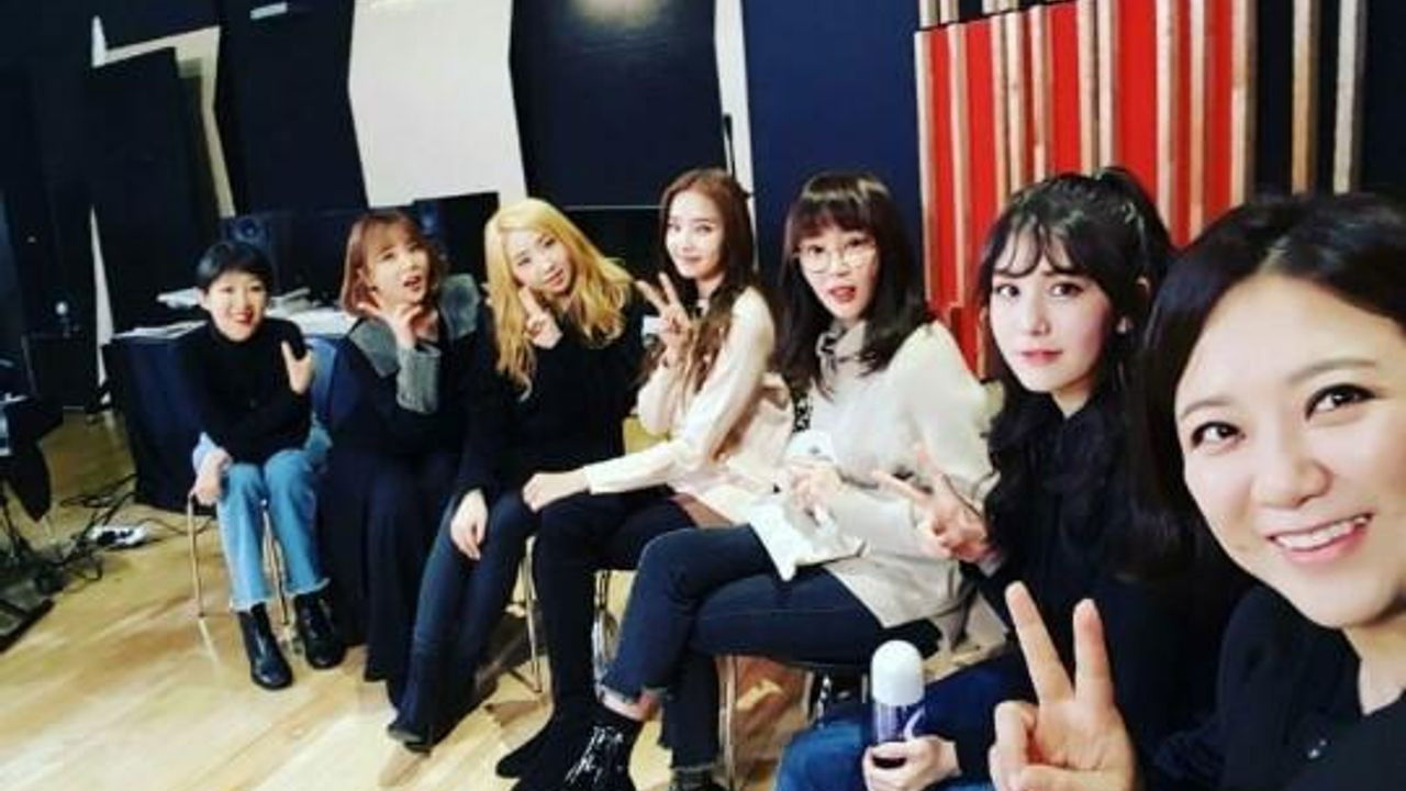 Sister's Slam Dunk backdrop