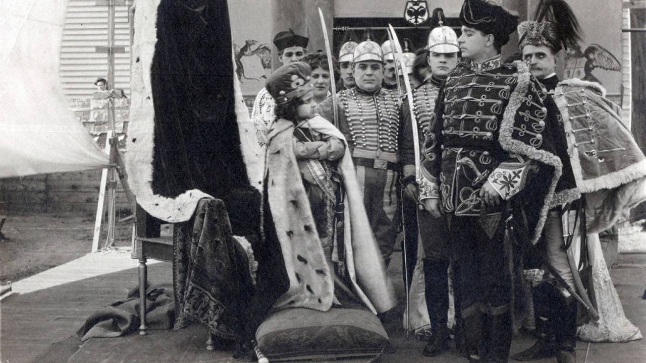 The Colonel and the King backdrop