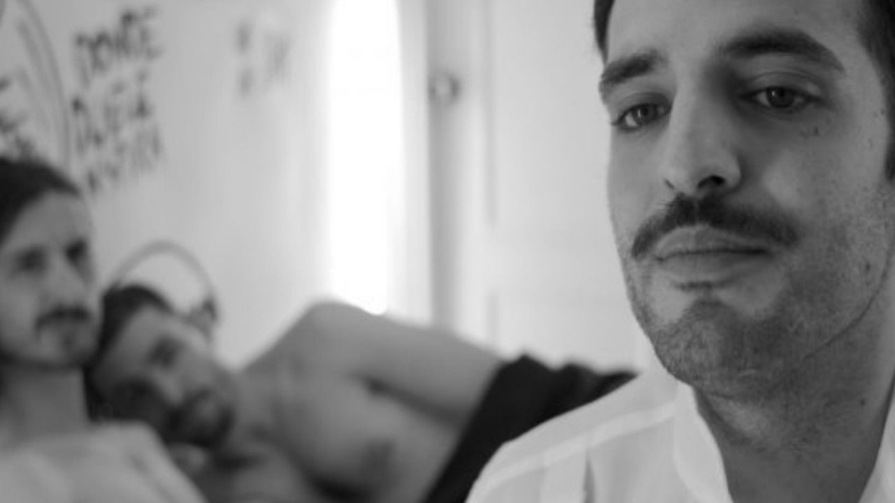 El día del estreno Off backdrop