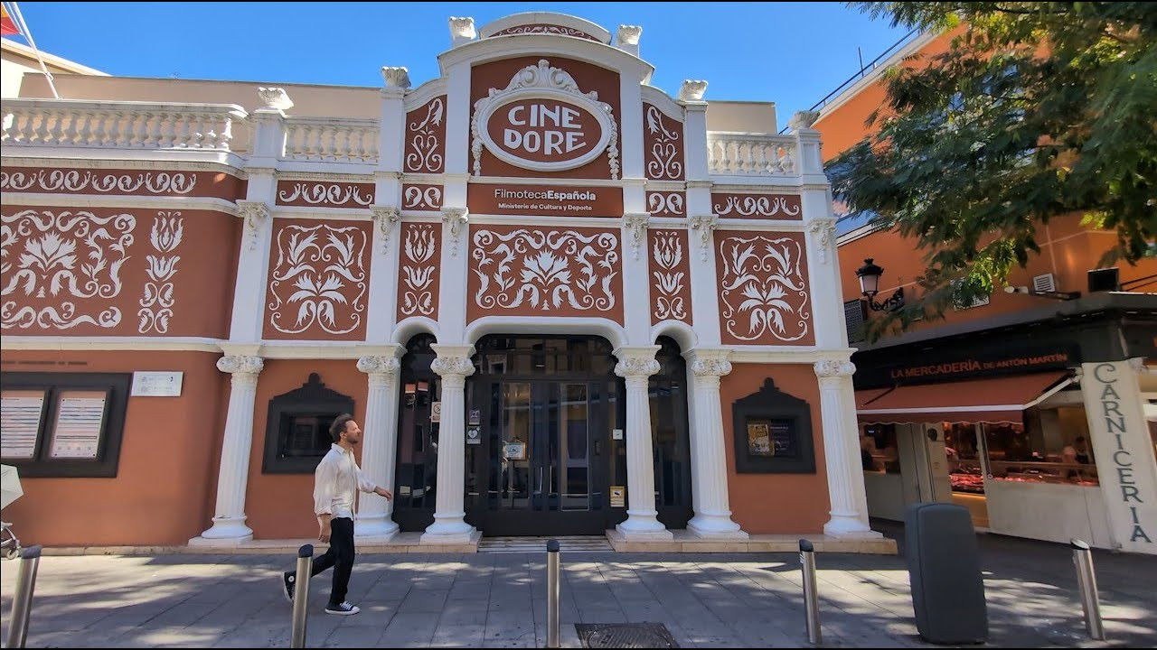 Corre, Pedro, ¡Corre! backdrop