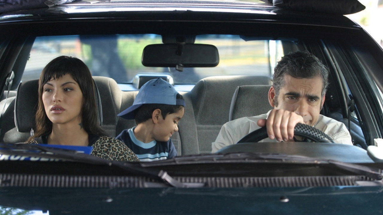 The King of Idiots backdrop