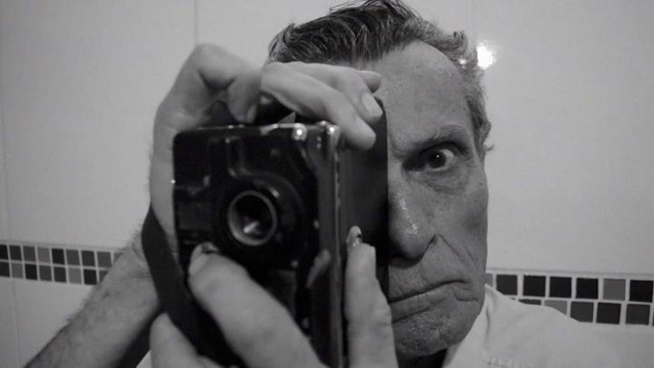 Travelling Adiante backdrop