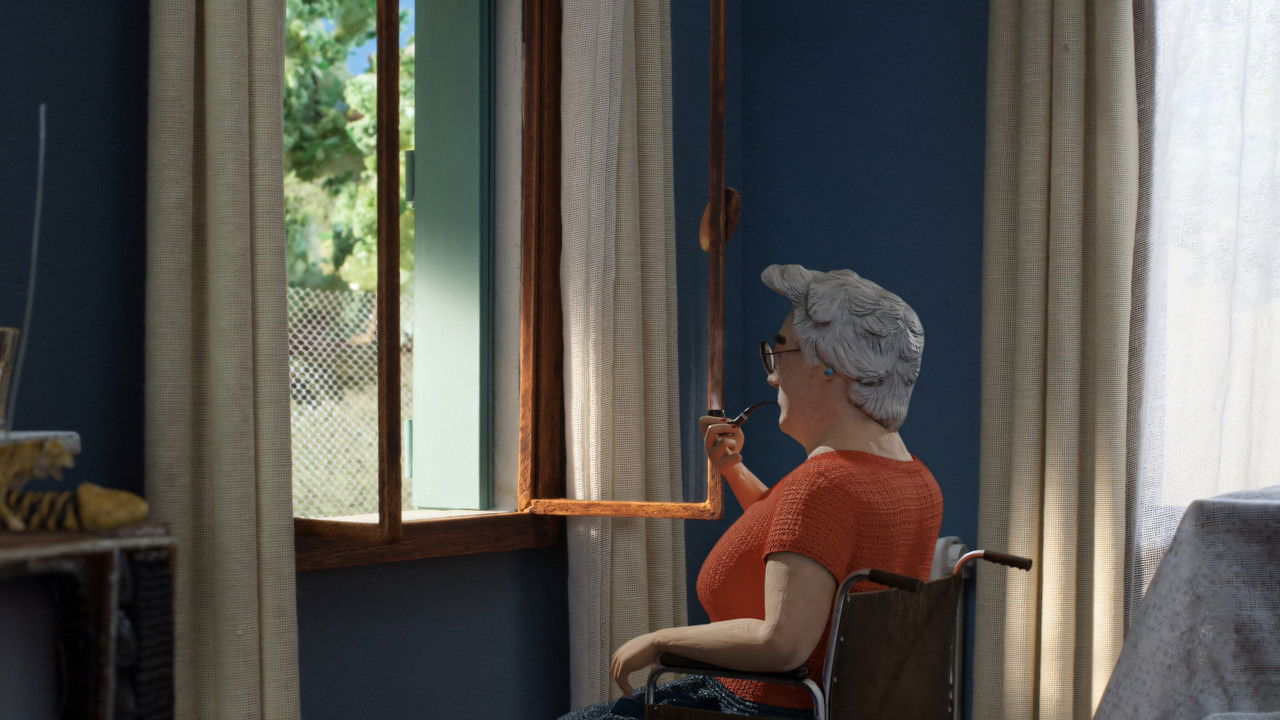 Peeping Mom backdrop