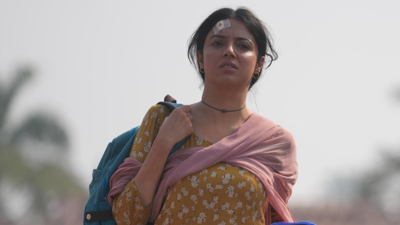 Ek Chatur Naar backdrop