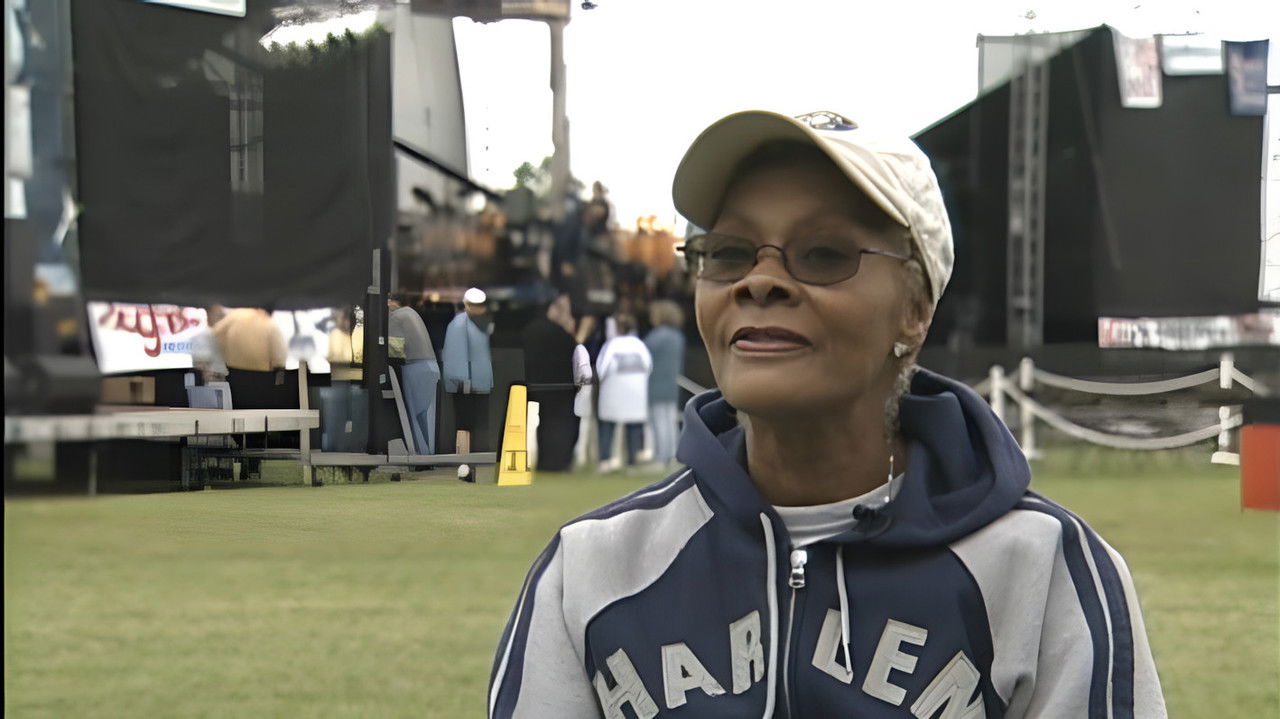 Dionne Warwick Live backdrop