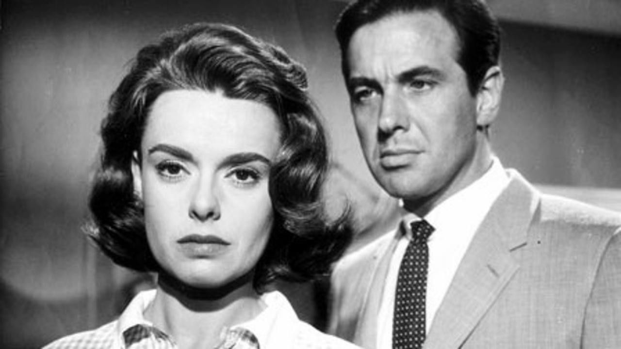 Paula Cautiva backdrop