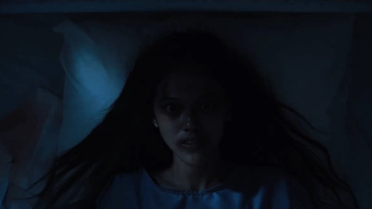 Utusan Iblis: Dia Yang Berada di Antara Kita backdrop