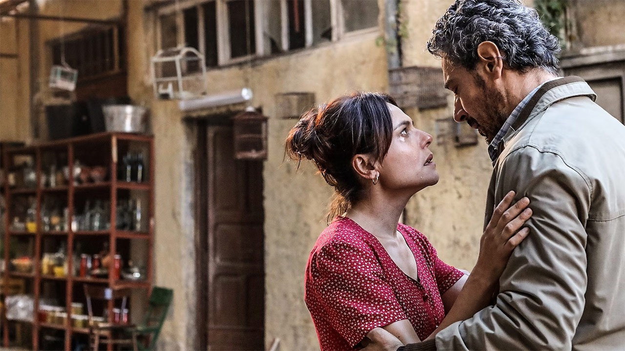 Tutto per mio figlio backdrop