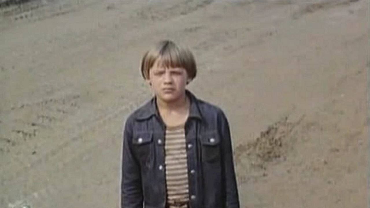 Tailcoat for an Idler backdrop