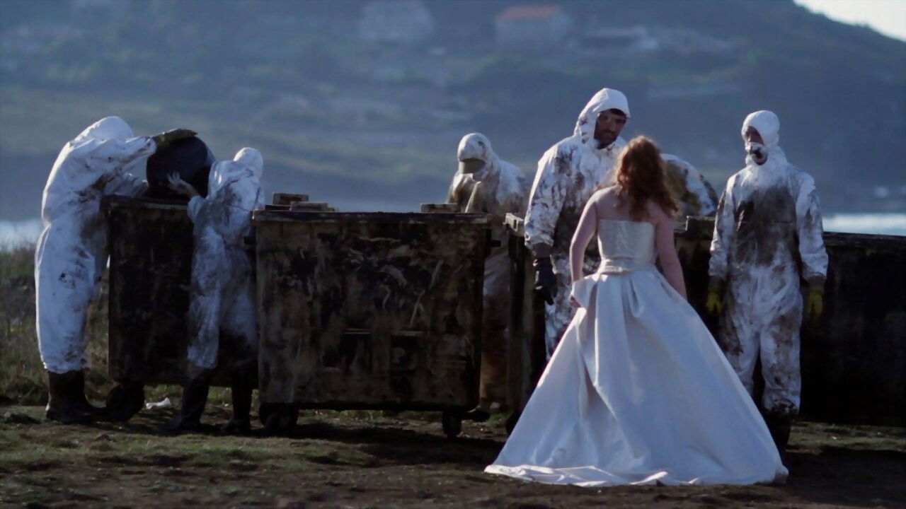 Outro máis backdrop