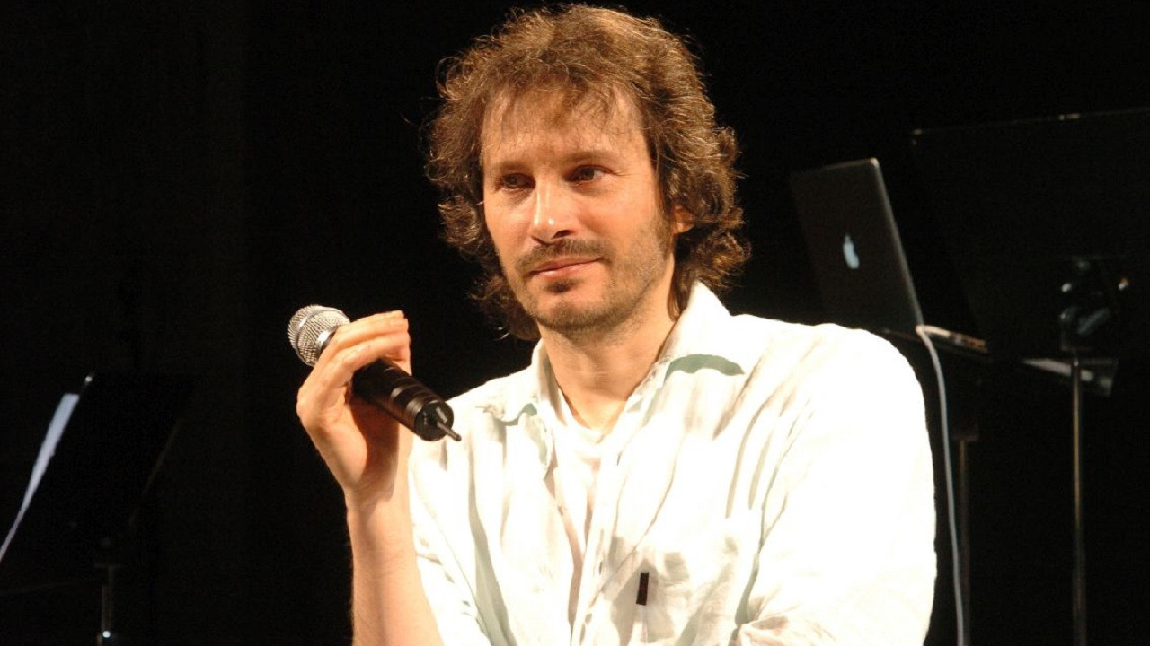 Parole povere backdrop