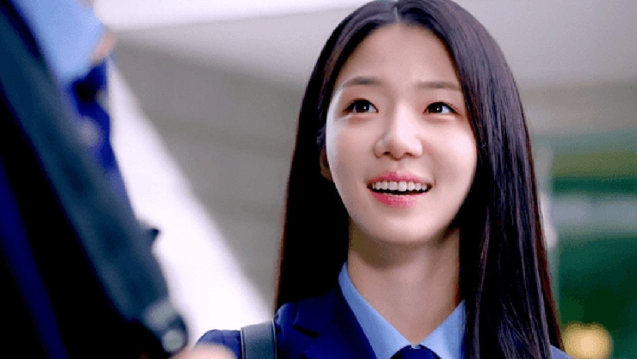 Bitch X Rich - In the Drawing Class backdrop