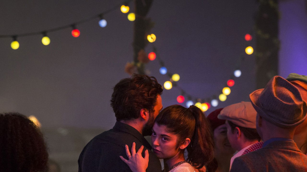 Adieu Bohème backdrop