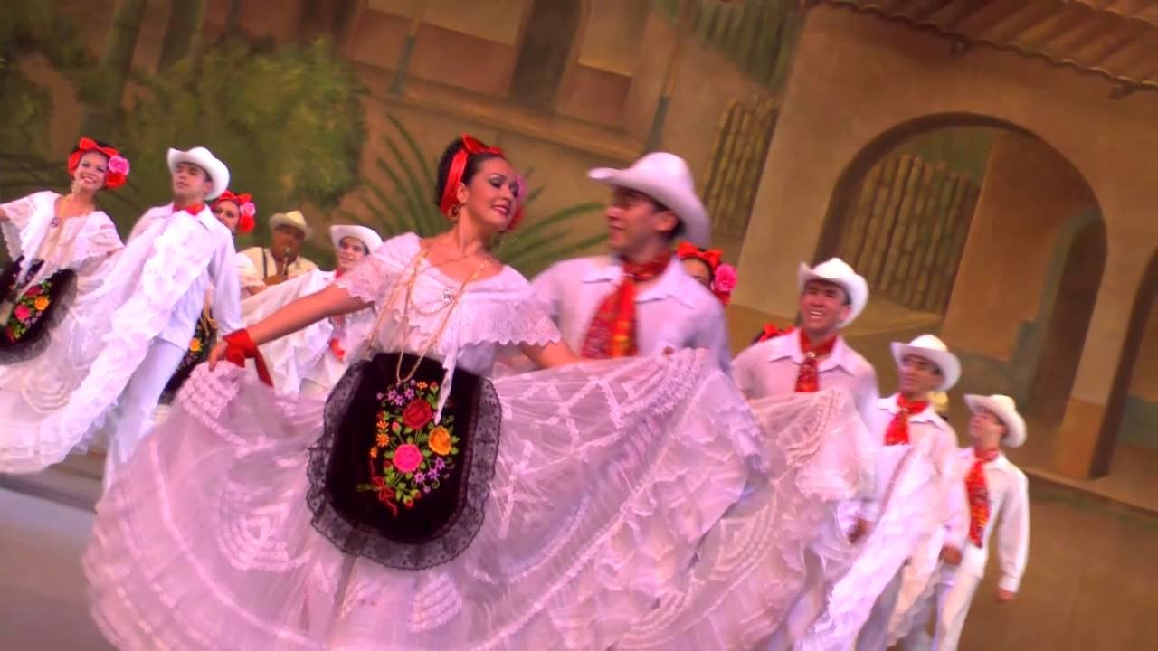 40 Años de Tradición Folklórica backdrop