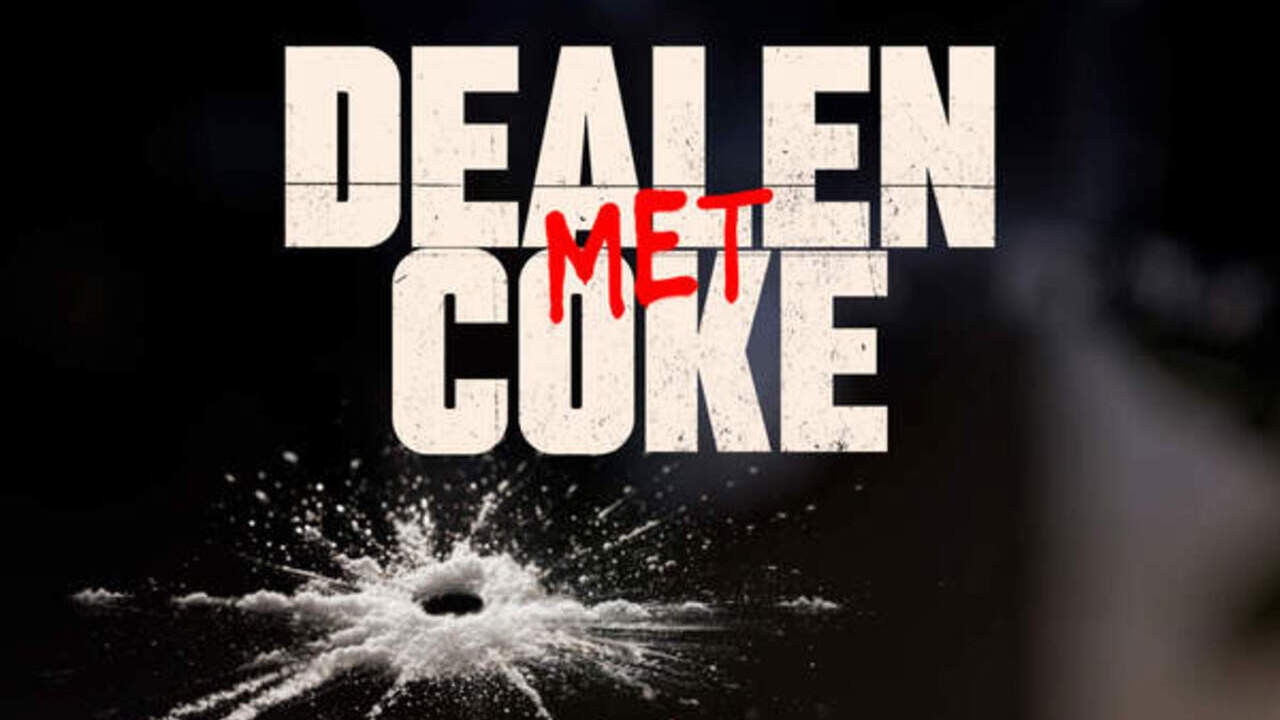 Dealen Met Coke backdrop
