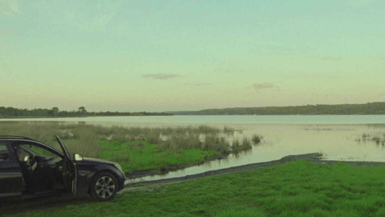 Nunca Mais É Demasiado Tempo backdrop