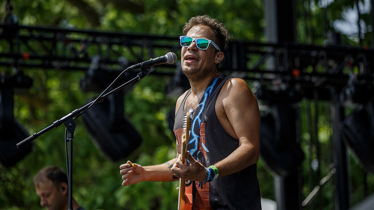 Jeff Rosenstock: LIVE AT PITCHFORK FESTIVAL 2017 backdrop