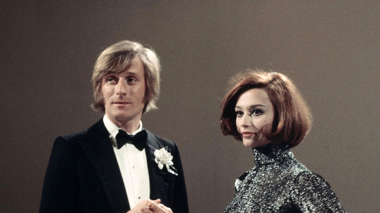 Io, Agata e tu backdrop