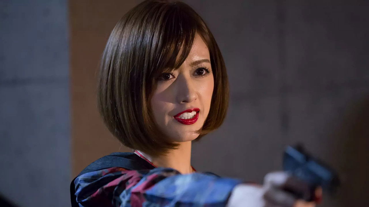 Queen of Dark Gold backdrop