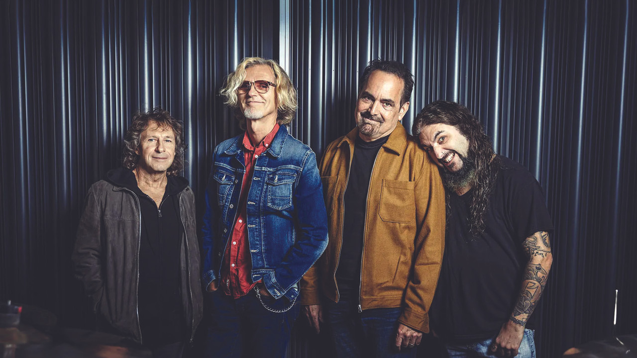 Transatlantic - Live in Europe backdrop