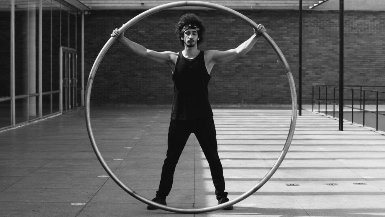 Umana Divina Geometria backdrop