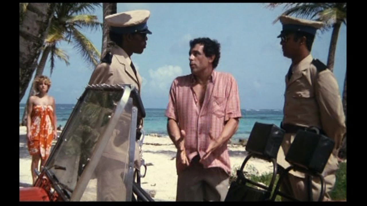 Tout le monde peut se tromper backdrop