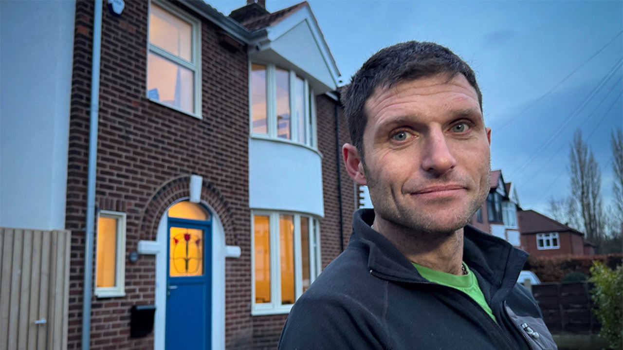 Guy Martin's House Without Bills backdrop